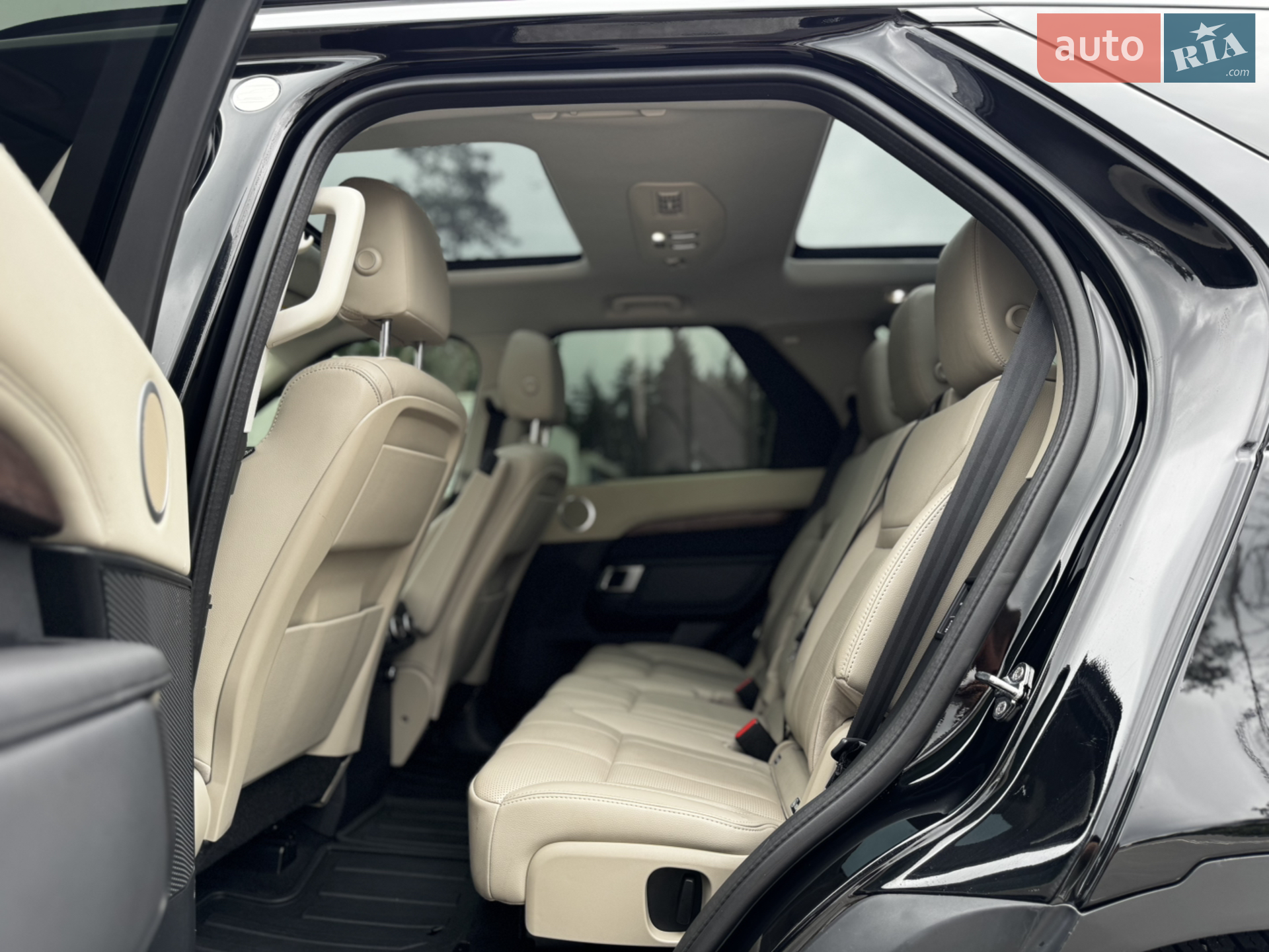 2019 Land Rover Discovery - мініатюра 51