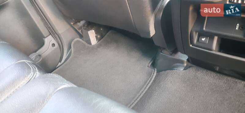 Внедорожник / Кроссовер Land Rover Discovery 2010 в Одессе