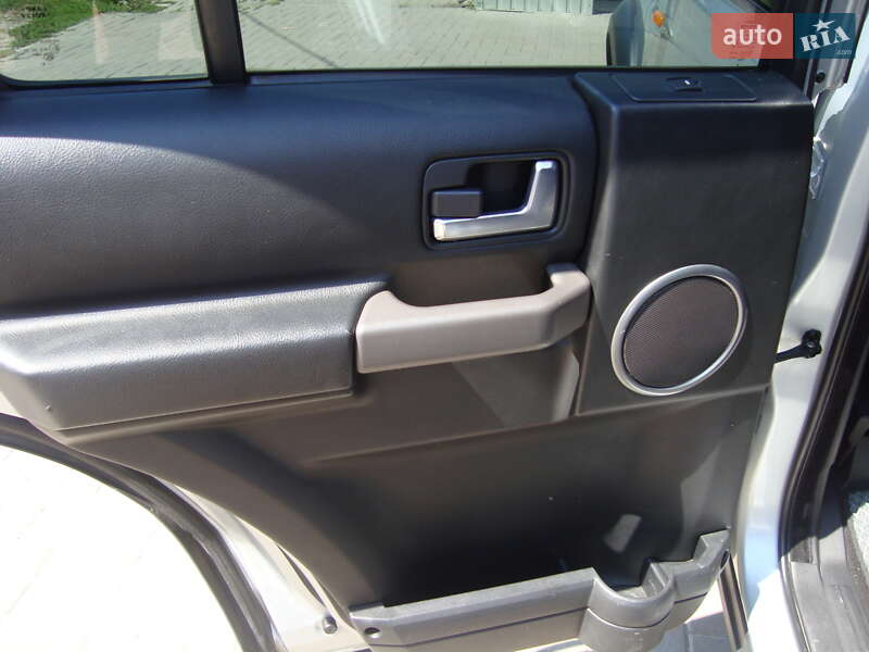 Позашляховик / Кросовер Land Rover Discovery 2006 в Києві