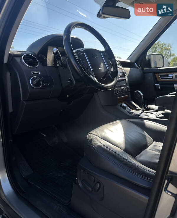 Внедорожник / Кроссовер Land Rover Discovery 2012 в Киеве фото 11 Внедорожник / Кроссовер Land Rover Discovery 2012 в Киеве