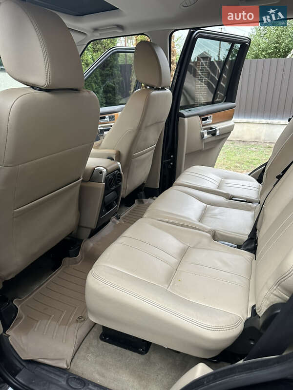 Внедорожник / Кроссовер Land Rover Discovery 2014 в Киеве