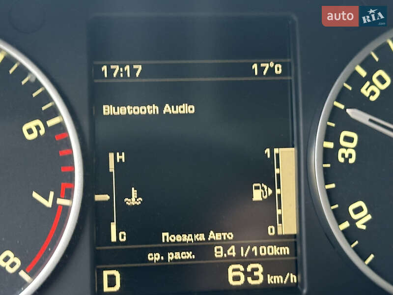 Внедорожник / Кроссовер Land Rover Discovery 2014 в Киеве