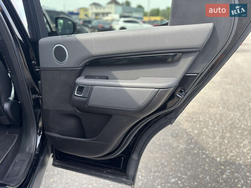 Позашляховик / Кросовер Land Rover Discovery 2018 в Києві фото 37 Позашляховик / Кросовер Land Rover Discovery 2018 в Києві