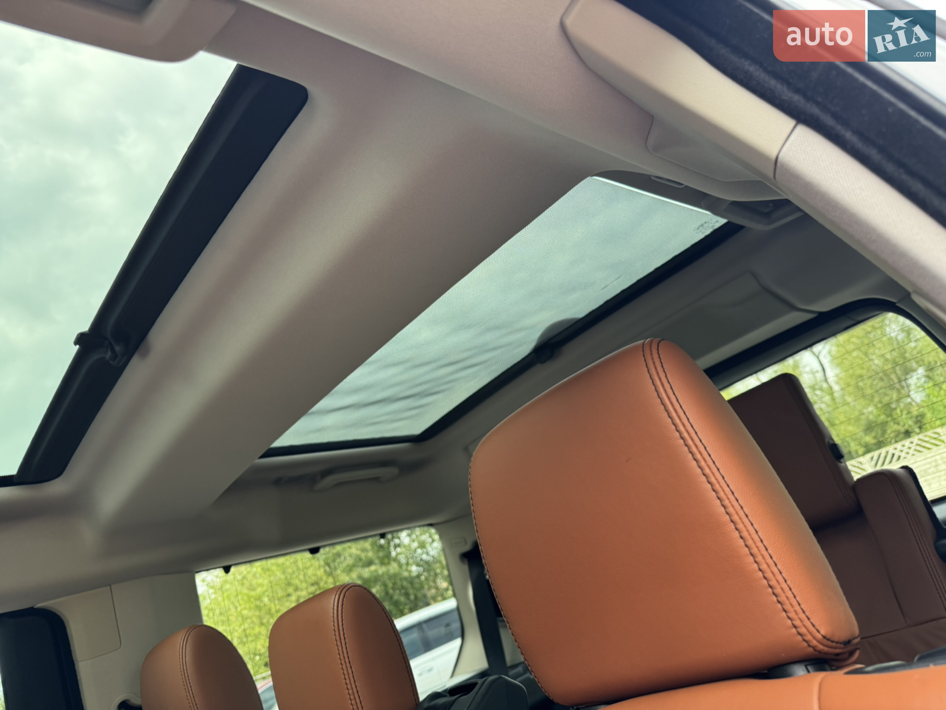 2016 Land Rover Discovery - мініатюра 9