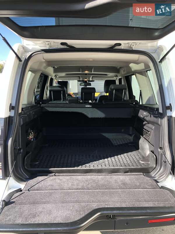 Внедорожник / Кроссовер Land Rover Discovery 2016 в Киеве