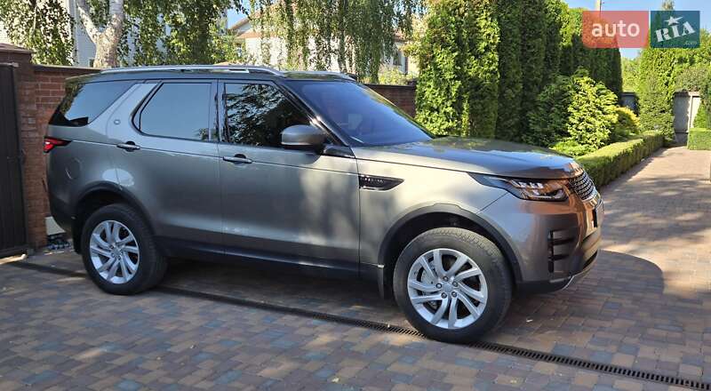 Land Rover Discovery 2019