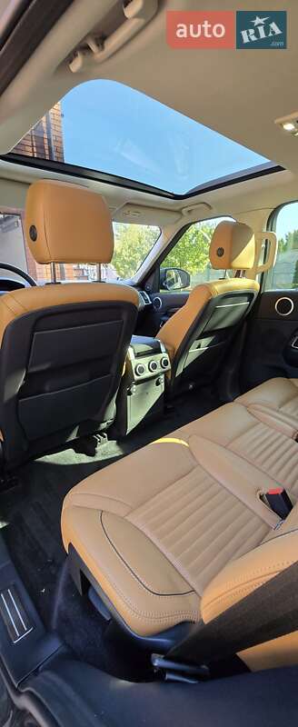 Позашляховик / Кросовер Land Rover Discovery 2019 в Києві