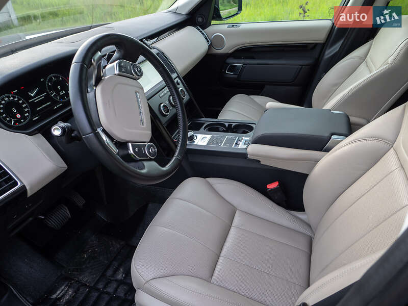 Внедорожник / Кроссовер Land Rover Discovery 2018 в Киеве