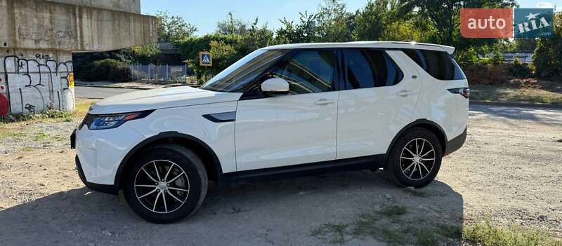 Позашляховик / Кросовер Land Rover Discovery 2018 в Дніпрі