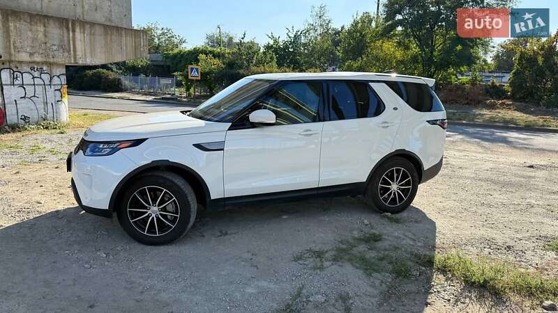 Позашляховик / Кросовер Land Rover Discovery 2018 в Дніпрі
