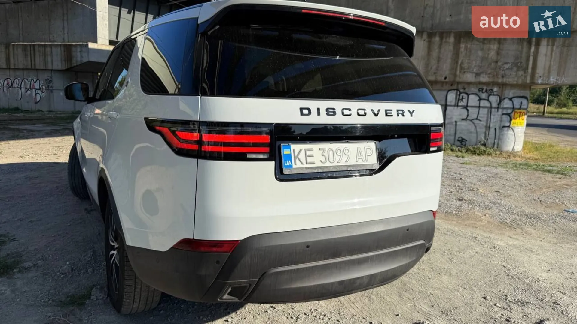 2018 Land Rover Discovery - мініатюра 38