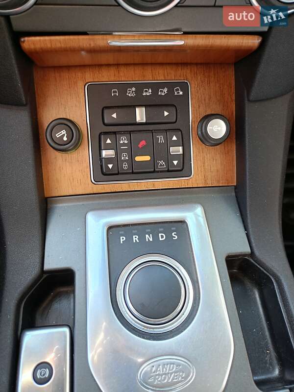 Позашляховик / Кросовер Land Rover Discovery 2013 в Києві фото 30 Позашляховик / Кросовер Land Rover Discovery 2013 в Києві