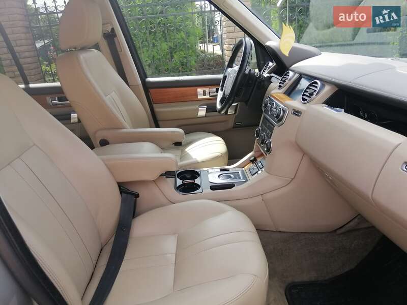 Позашляховик / Кросовер Land Rover Discovery 2014 в Луцьку