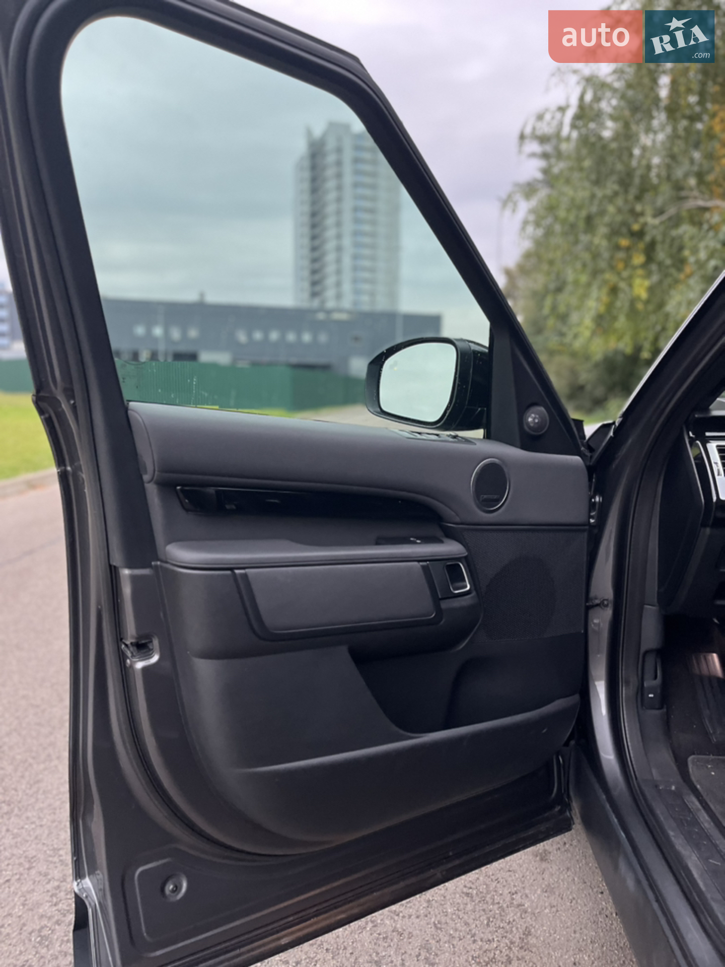 2019 Land Rover Discovery - мініатюра 7