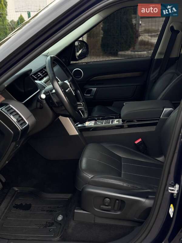 Внедорожник / Кроссовер Land Rover Discovery 2018 в Киеве