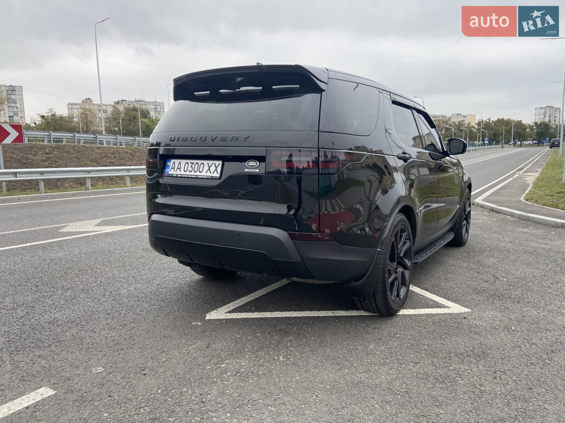 2017 Land Rover Discovery - мініатюра 6