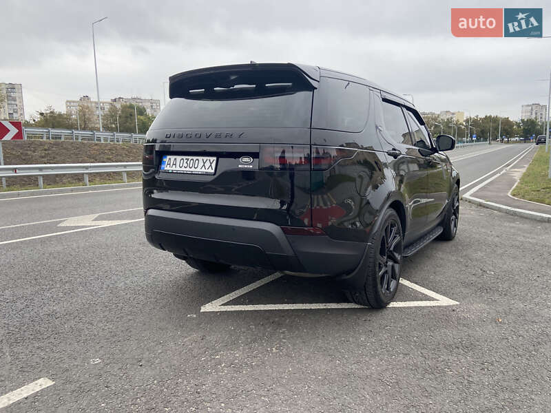 Позашляховик / Кросовер Land Rover Discovery 2017 в Києві