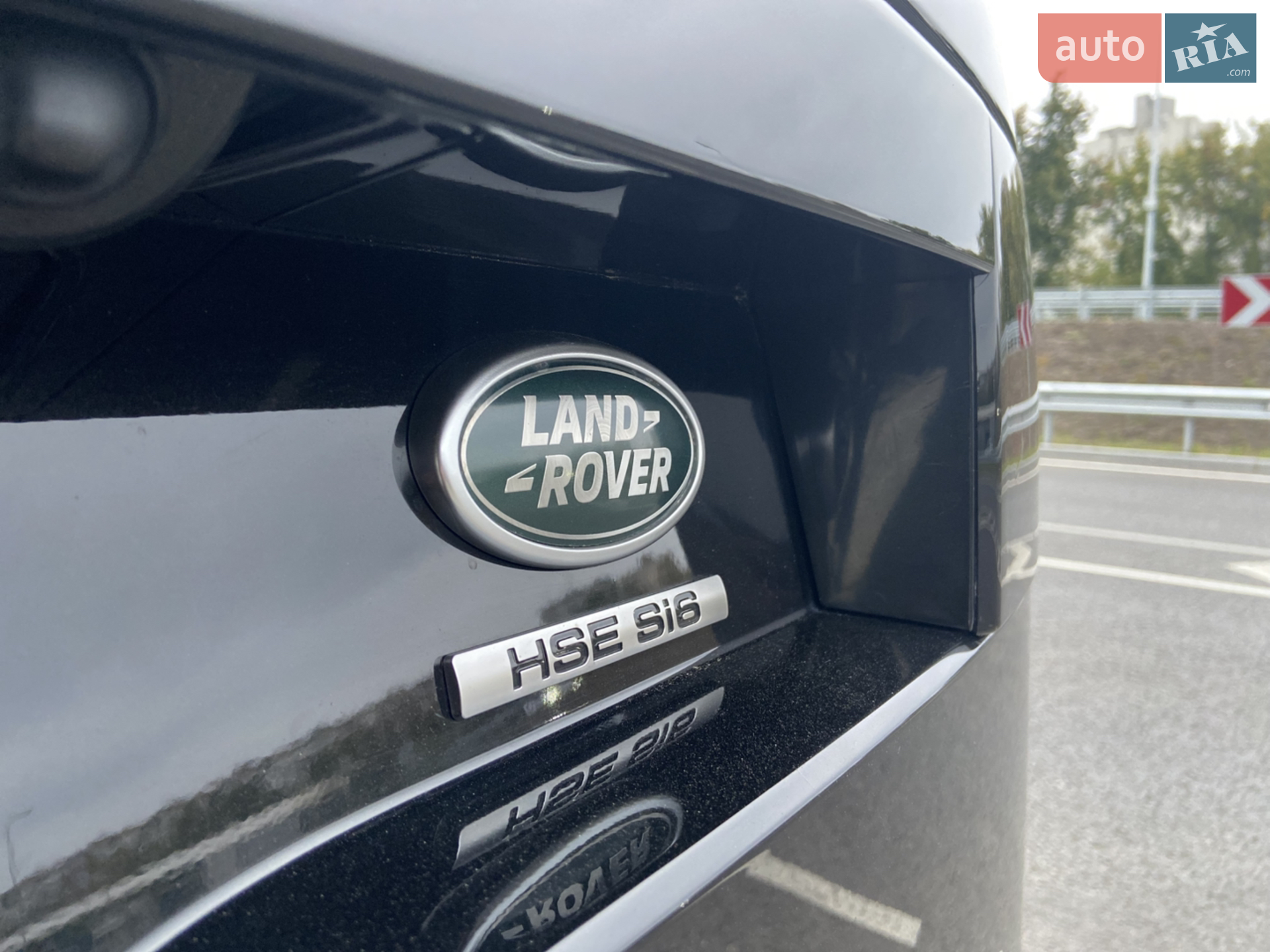 2017 Land Rover Discovery - мініатюра 42