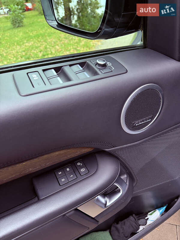 Позашляховик / Кросовер Land Rover Discovery 2019 в Києві