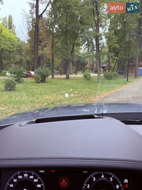 Позашляховик / Кросовер Land Rover Discovery 2019 в Києві