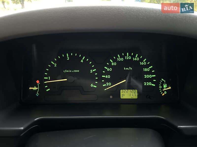 Внедорожник / Кроссовер Land Rover Discovery 1999 в Николаеве фото 17 Внедорожник / Кроссовер Land Rover Discovery 1999 в Николаеве