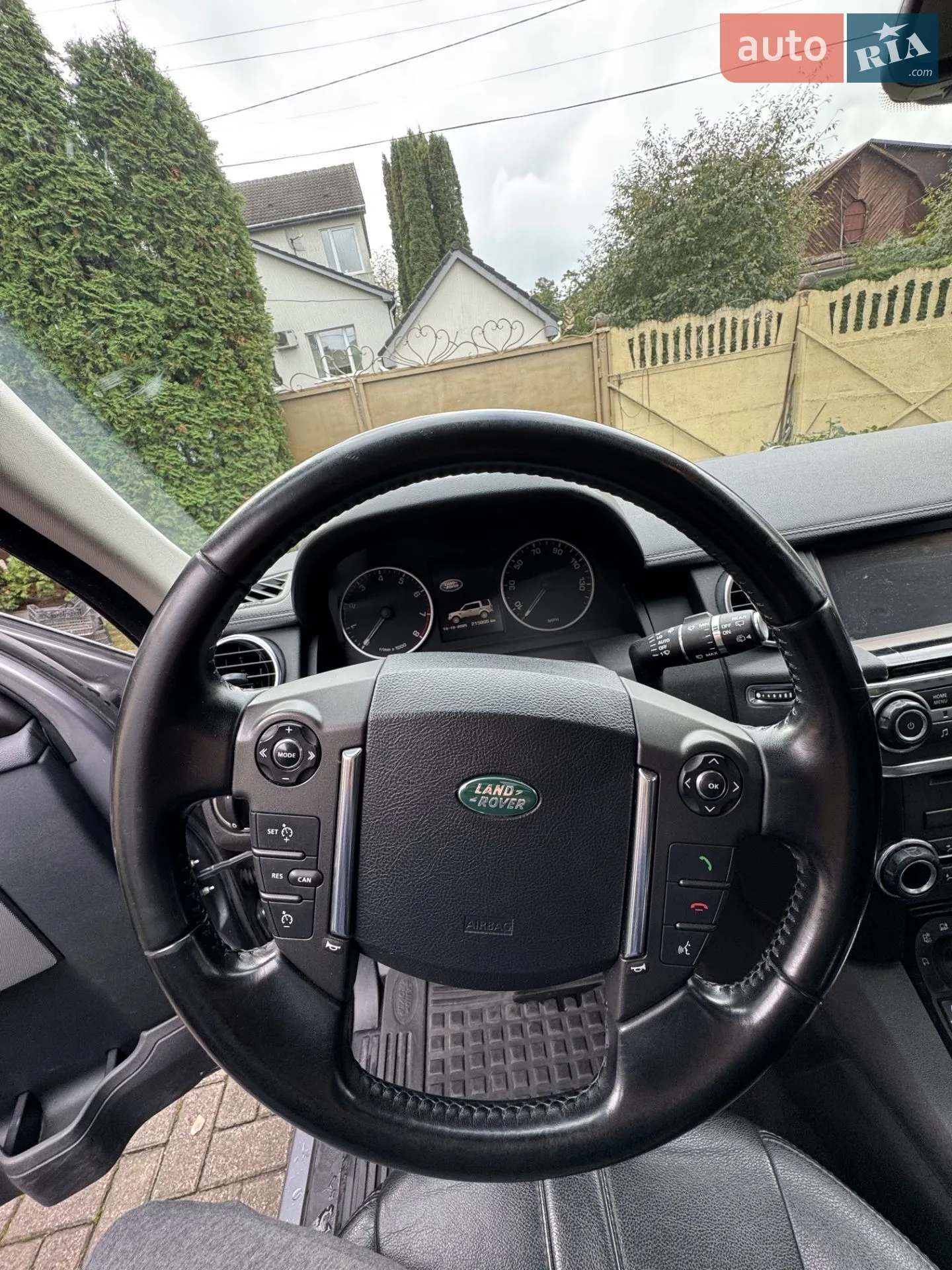 2011 Land Rover Discovery - мініатюра 16