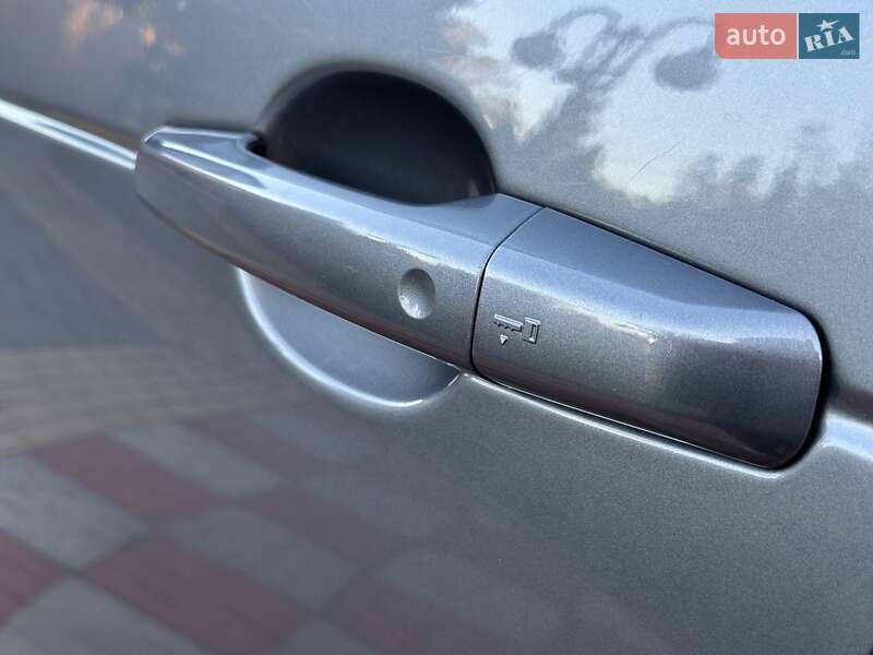 Внедорожник / Кроссовер Land Rover Discovery 2020 в Виннице фото 44 Внедорожник / Кроссовер Land Rover Discovery 2020 в Виннице