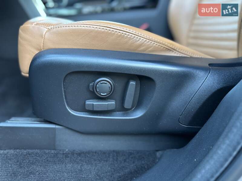 Внедорожник / Кроссовер Land Rover Discovery 2020 в Виннице фото 26 Внедорожник / Кроссовер Land Rover Discovery 2020 в Виннице