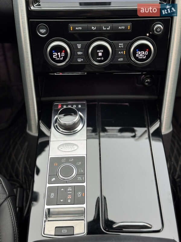 Внедорожник / Кроссовер Land Rover Discovery 2018 в Киеве фото 23 Внедорожник / Кроссовер Land Rover Discovery 2018 в Киеве