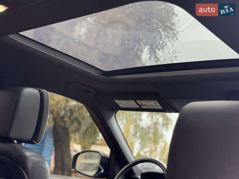 Внедорожник / Кроссовер Land Rover Discovery 2018 в Киеве фото 21 Внедорожник / Кроссовер Land Rover Discovery 2018 в Киеве
