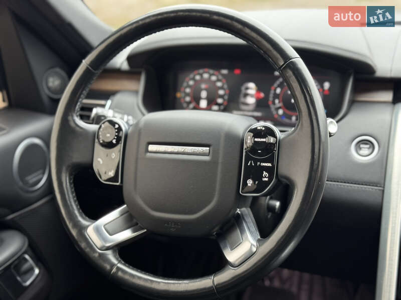 Внедорожник / Кроссовер Land Rover Discovery 2018 в Киеве фото 25 Внедорожник / Кроссовер Land Rover Discovery 2018 в Киеве