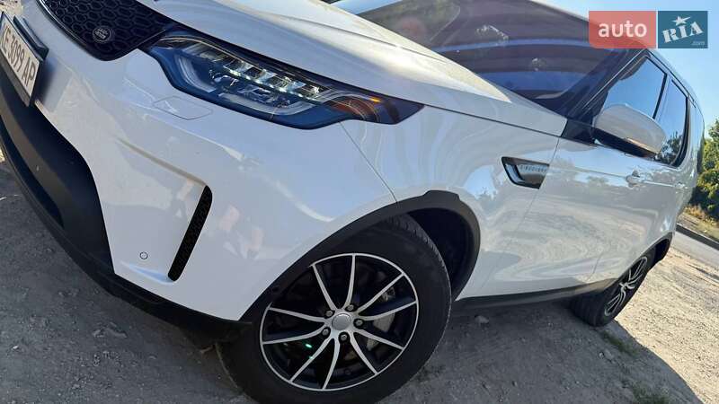 Позашляховик / Кросовер Land Rover Discovery 2018 в Дніпрі