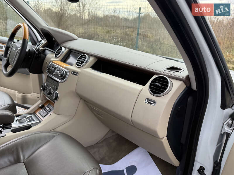 Внедорожник / Кроссовер Land Rover Discovery 2016 в Дрогобыче фото 68 Внедорожник / Кроссовер Land Rover Discovery 2016 в Дрогобыче
