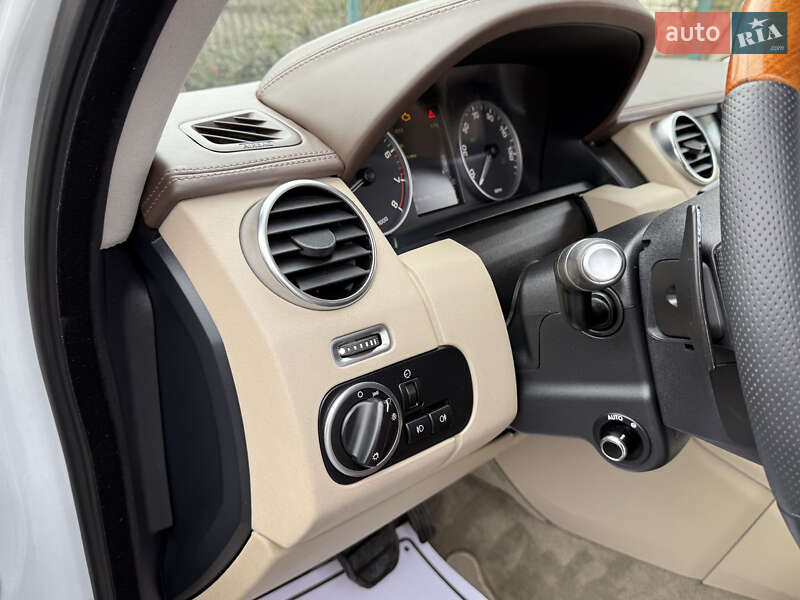 Внедорожник / Кроссовер Land Rover Discovery 2016 в Дрогобыче фото 94 Внедорожник / Кроссовер Land Rover Discovery 2016 в Дрогобыче