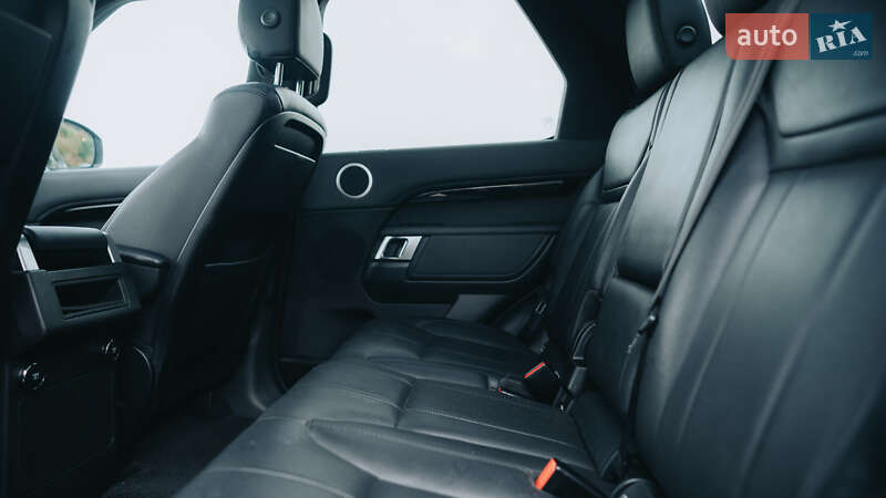 Позашляховик / Кросовер Land Rover Discovery 2019 в Києві фото 43 Позашляховик / Кросовер Land Rover Discovery 2019 в Києві