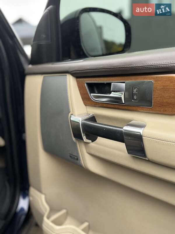 Внедорожник / Кроссовер Land Rover Discovery 2016 в Луцке фото 11 Внедорожник / Кроссовер Land Rover Discovery 2016 в Луцке