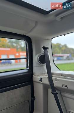 Позашляховик / Кросовер Land Rover Discovery 2016 в  фото 20 Позашляховик / Кросовер Land Rover Discovery 2016 в