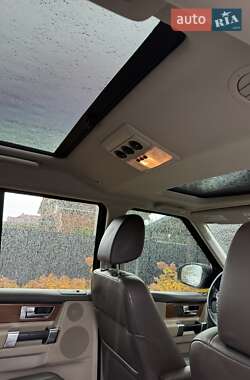 Позашляховик / Кросовер Land Rover Discovery 2016 в  фото 32 Позашляховик / Кросовер Land Rover Discovery 2016 в