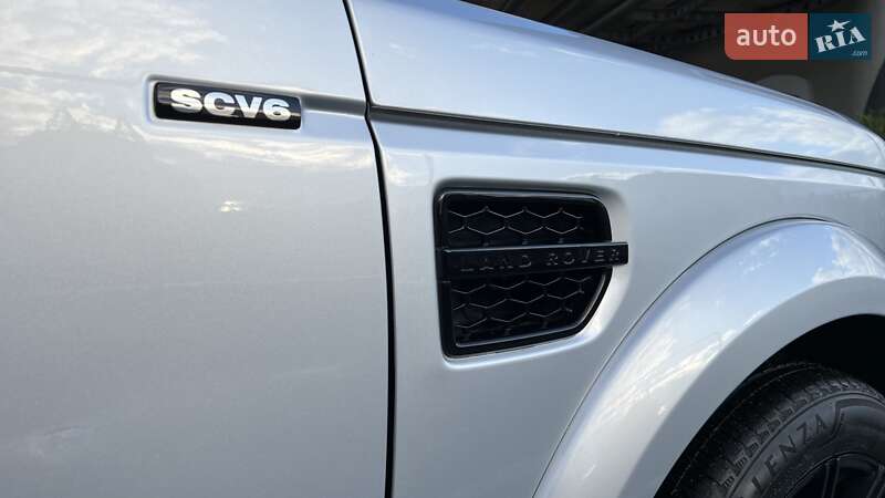 Внедорожник / Кроссовер Land Rover Discovery 2016 в Киеве