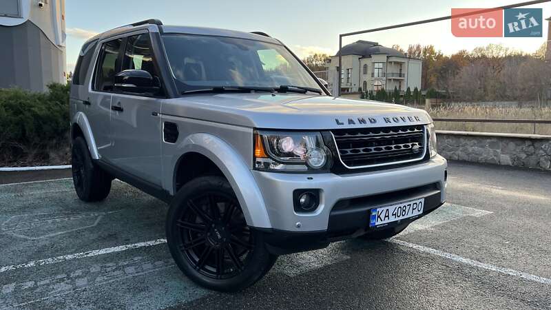 Внедорожник / Кроссовер Land Rover Discovery 2016 в Киеве