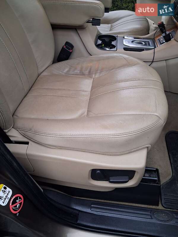 Внедорожник / Кроссовер Land Rover Discovery 2013 в Ольшанке