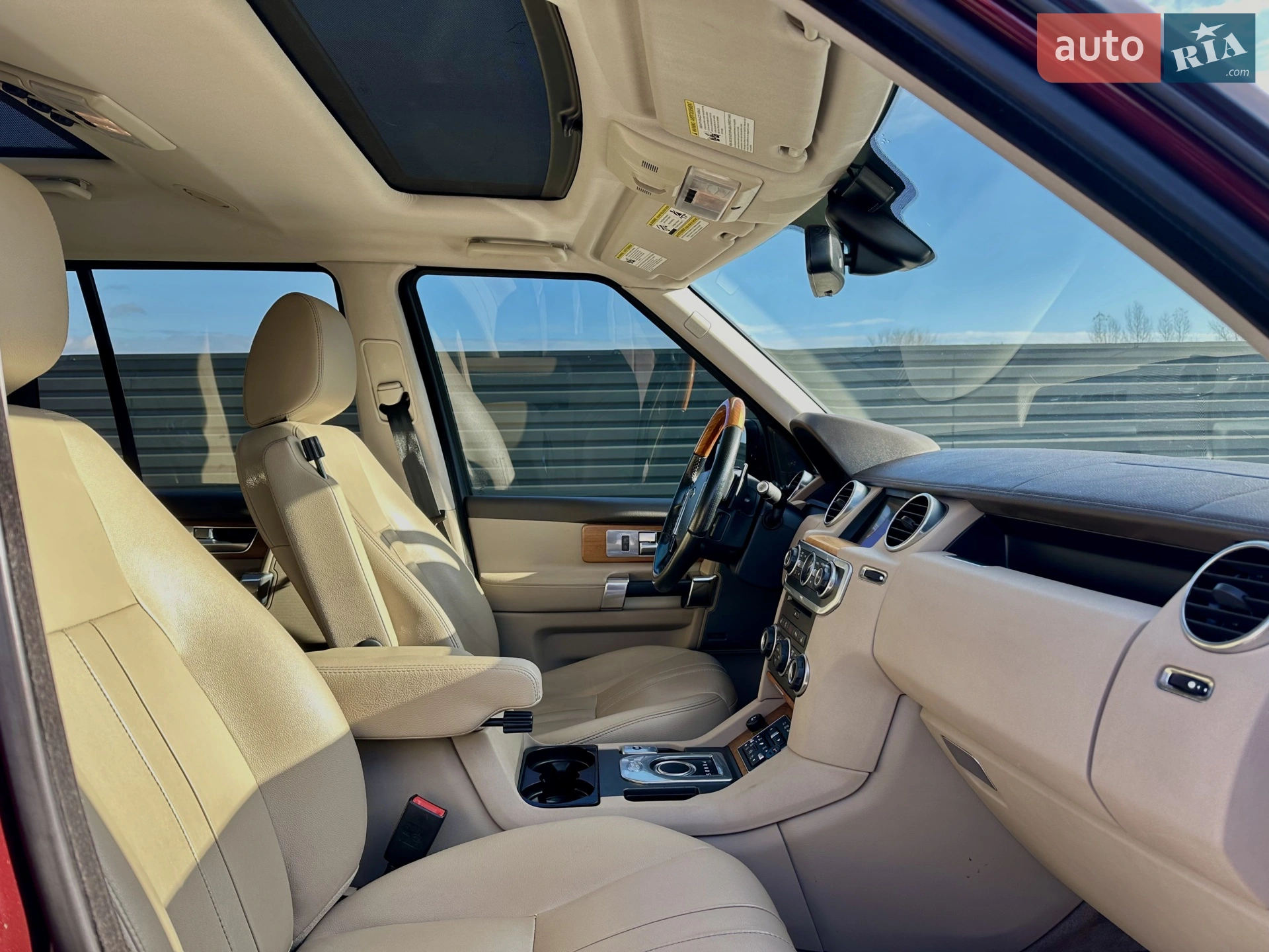 2015 Land Rover Discovery - мініатюра 6