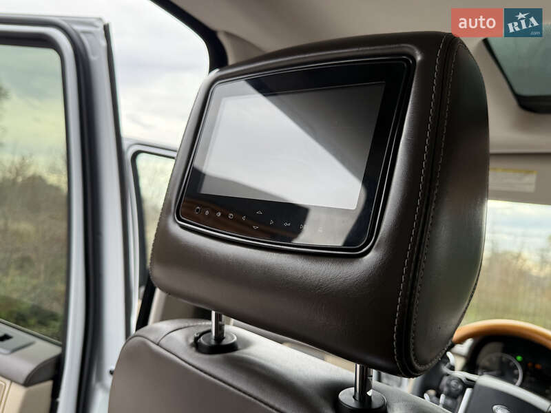 Внедорожник / Кроссовер Land Rover Discovery 2016 в Дрогобыче