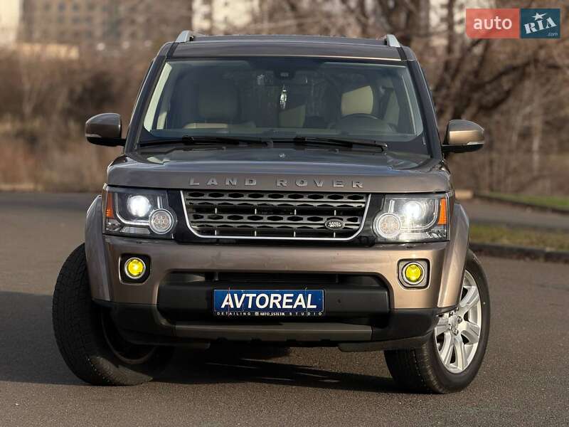 Внедорожник / Кроссовер Land Rover Discovery 2015 в Кривом Роге