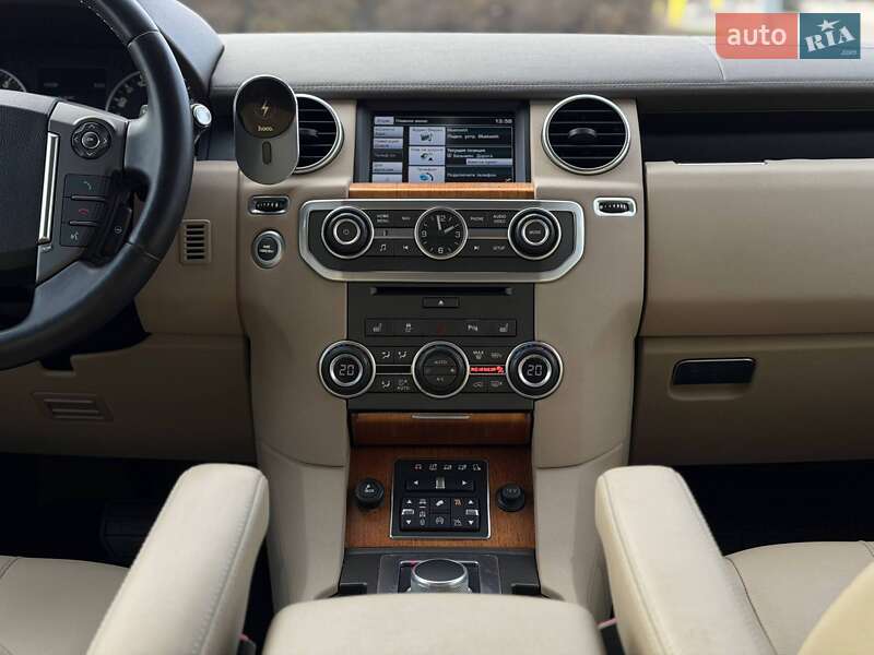 Внедорожник / Кроссовер Land Rover Discovery 2015 в Кривом Роге