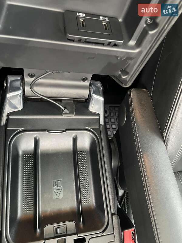 Внедорожник / Кроссовер Land Rover Discovery 2012 в Киеве