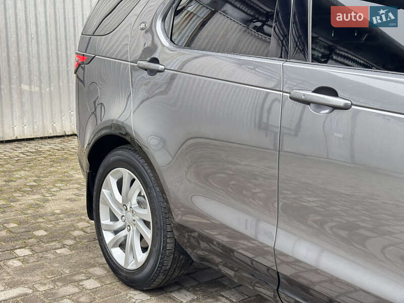 Позашляховик / Кросовер Land Rover Discovery 2017 в Ковелі