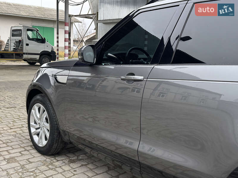 Позашляховик / Кросовер Land Rover Discovery 2017 в Ковелі