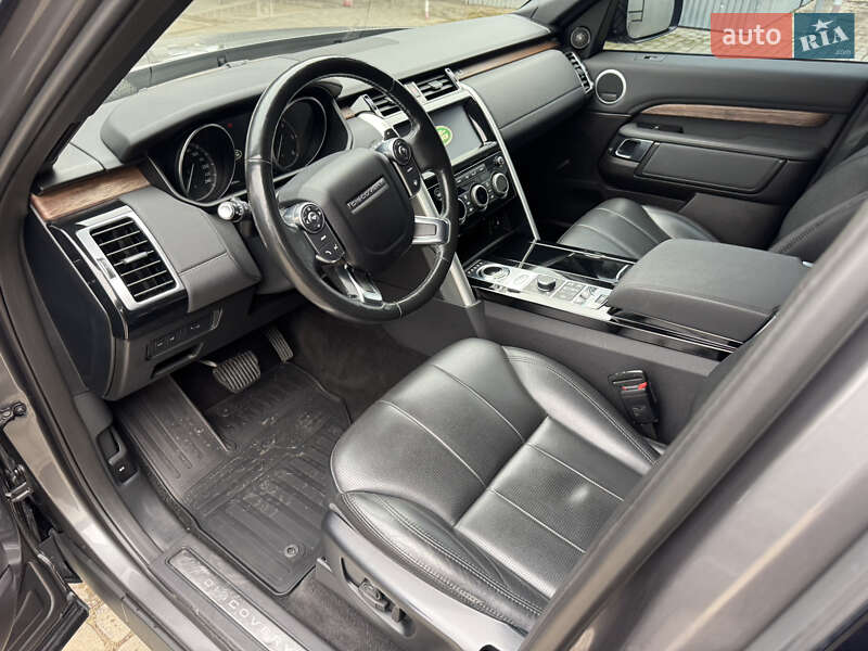 Позашляховик / Кросовер Land Rover Discovery 2017 в Ковелі