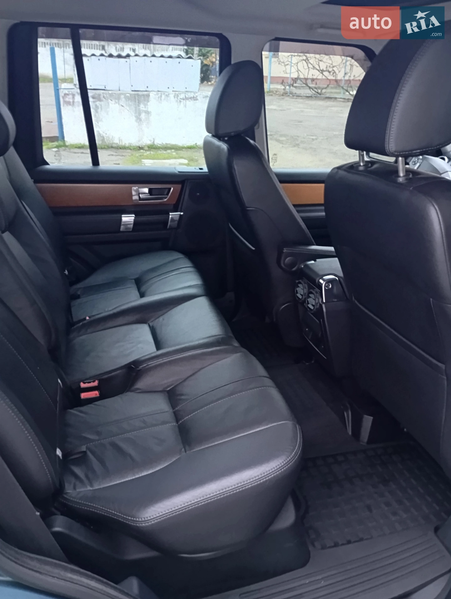 2012 Land Rover Discovery - мініатюра 2
